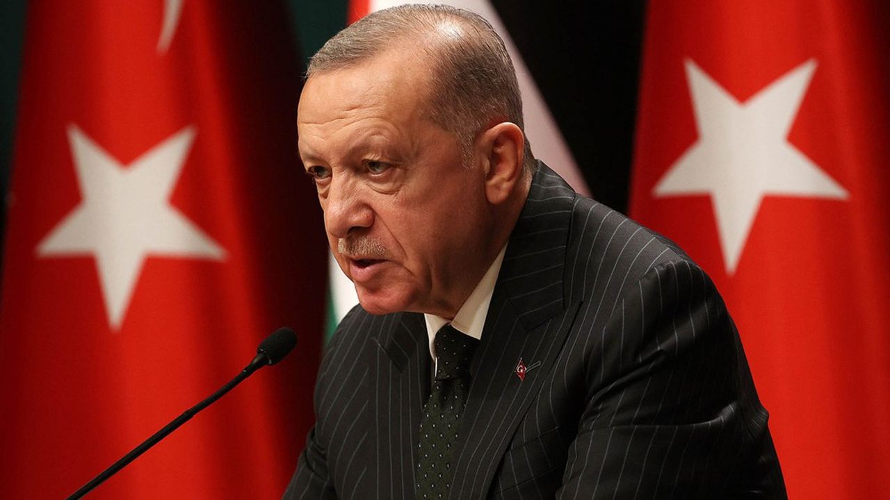 Erdogan déclare qu'il protégera la stabilité régionale face à la menace terroriste après l'attentat de Damas