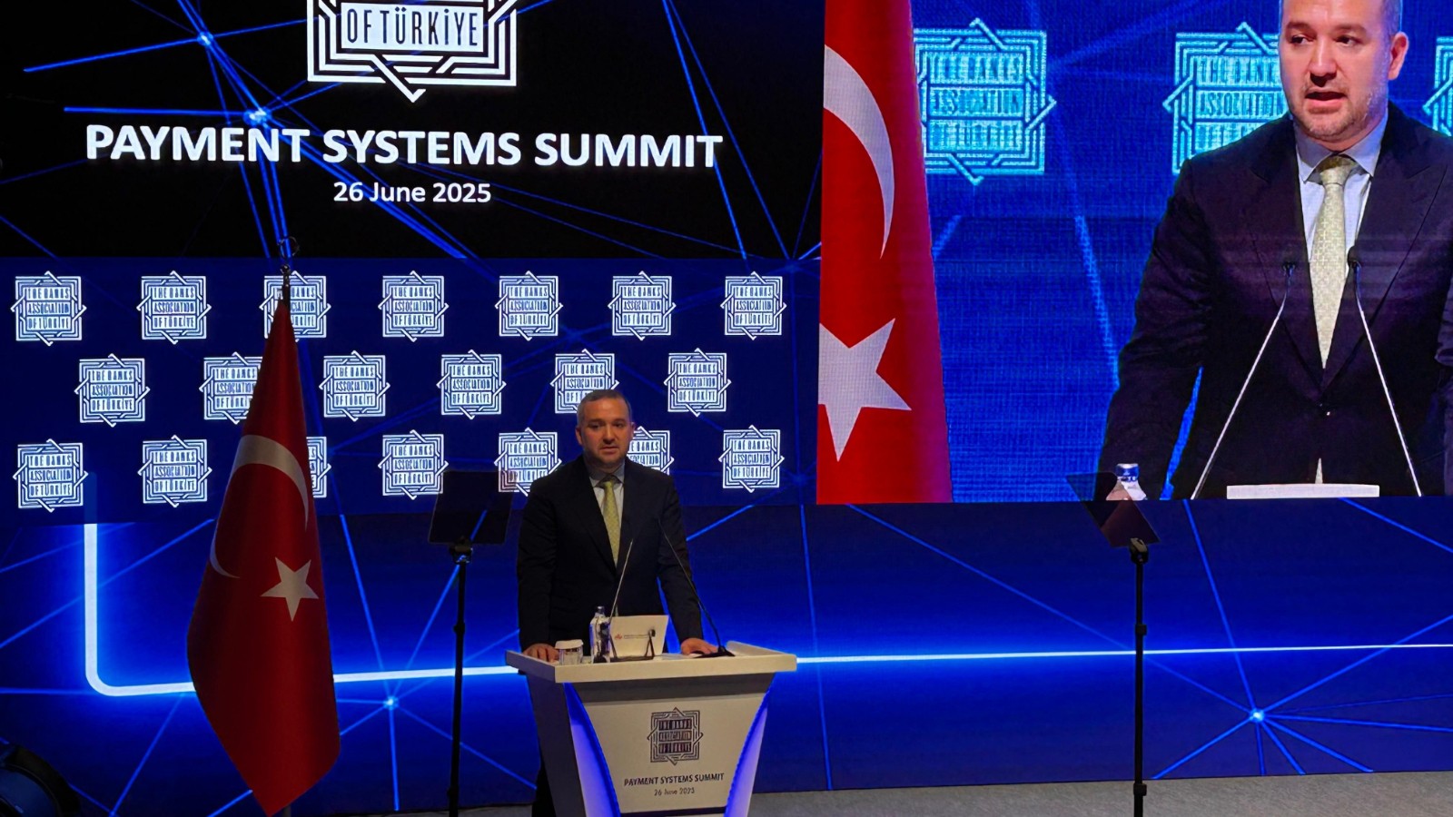 TCMB Başkanı Fatih Karahan İstanbul Finans Merkezi'nde konuşma yaparken