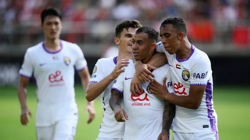 Celebración del equipo Al Ain tras victoria 2-1 sobre Wydad