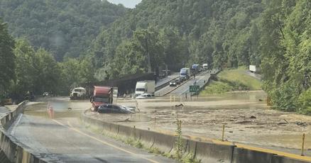 Infrastructure Resilience: I-40 Mountain Corridor Reopens Ahead of Schedule, Showcasing Efficient Crisis Management