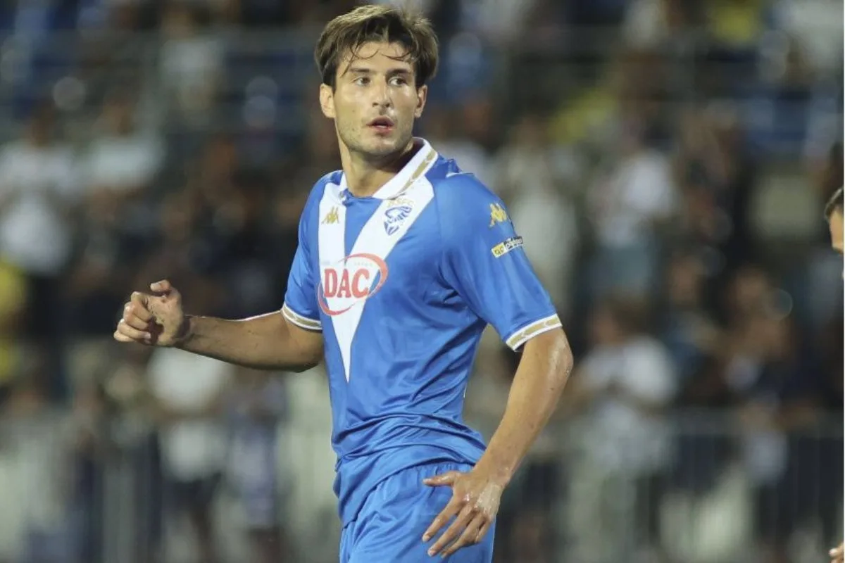 Napoli verso un mercato oculato: La strategia di De Laurentiis tra ambizioni e pragmatismo