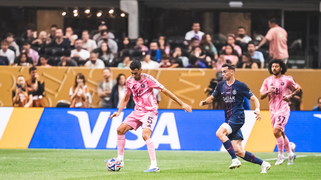 PSG demuestra su poderío ante Inter Miami en un encuentro que refleja las desigualdades del fútbol global