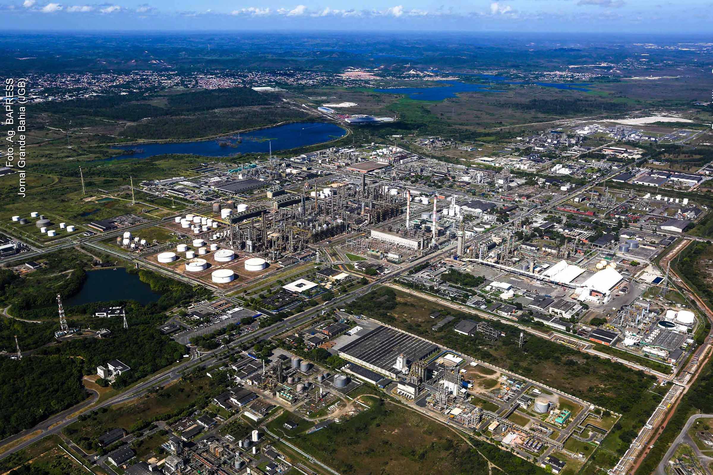 47 Anos do Polo de Camaçari: O Contraste Entre Riqueza Industrial e Desigualdade Social na Bahia
