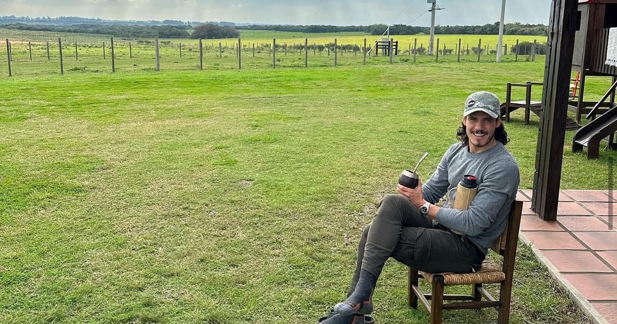 Cavani mantiene tradiciones familiares en su hacienda uruguaya previo al retorno deportivo