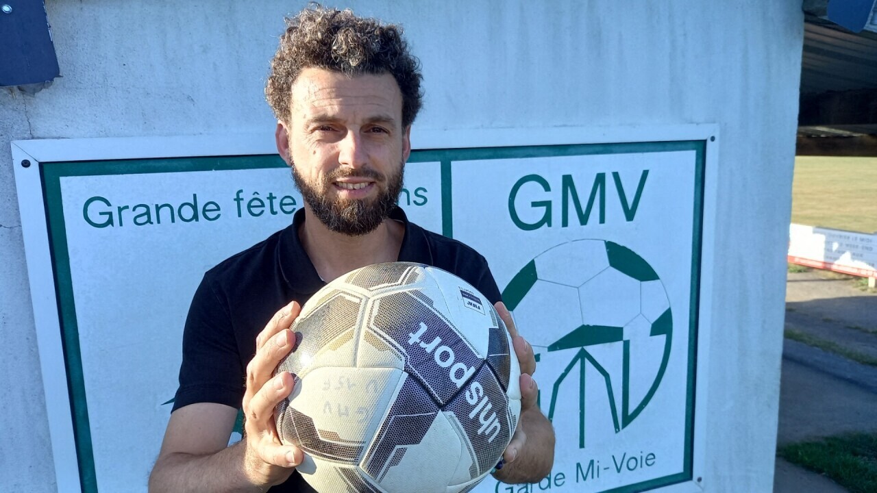 Manuel Macé prend les rênes de l'équipe féminine de Guillac : Un nouveau chapitre pour le football féminin français