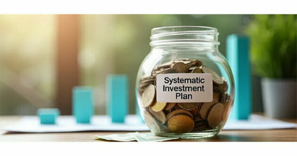 Strategic Small Cap Investment: How Regular Investment Plans Can Tame Market Volatility