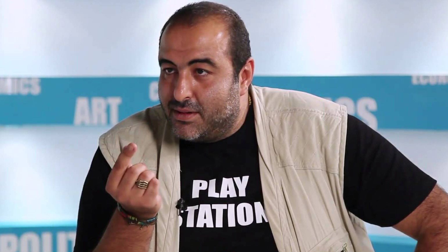 وفاة المخرج المصري سامح عبد العزيز: رحيل قامة فنية إسلامية عن 48 عاماً