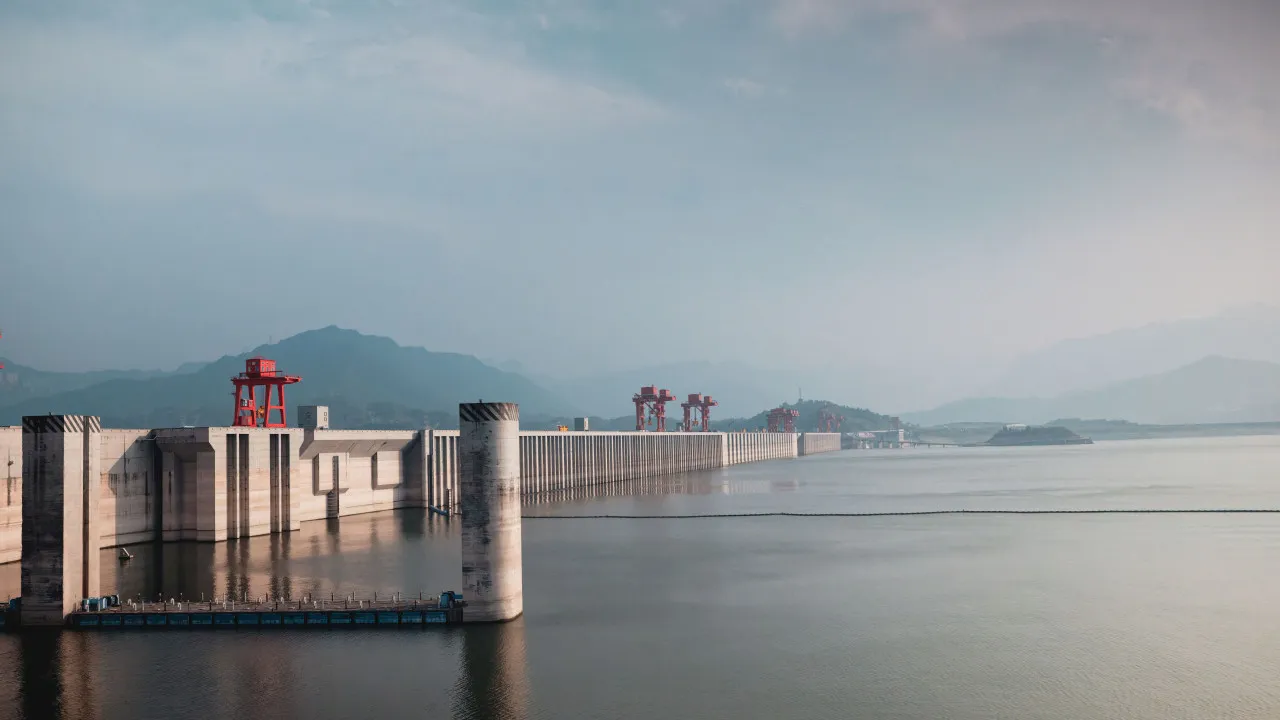 Vitória Ambiental: China Desmantelou 300 Barragens para Salvar o Rio Yangtsé e suas Espécies