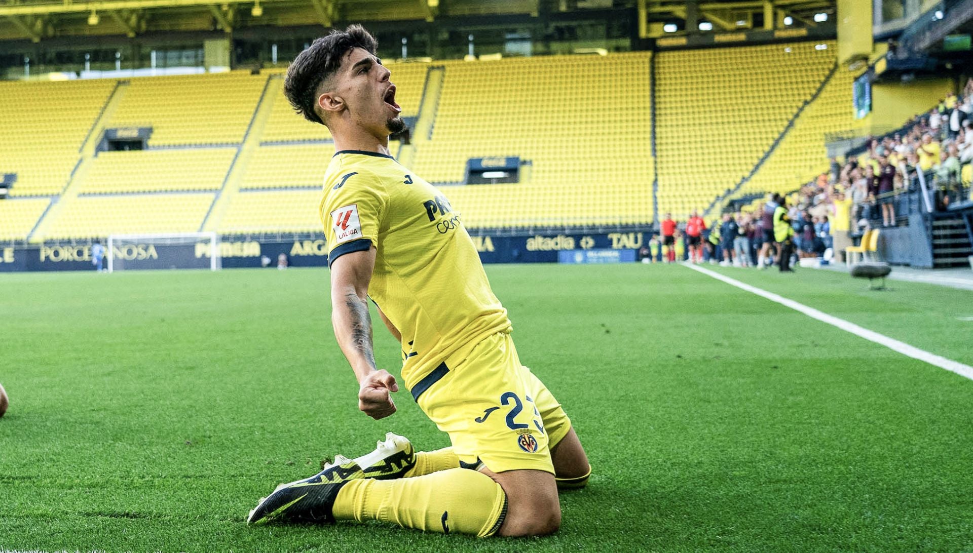 Víctor Moreno cerca de unirse al Racing: El talentoso extremo del Villarreal B podría reforzar las bandas santanderinas
