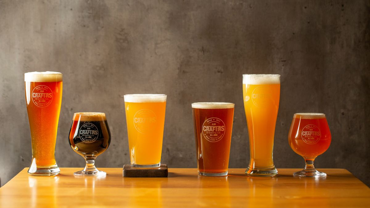 La Diplomatie de la Bière: Quand la Souveraineté Culturelle s'Exprime à Travers les Traditions Ancestrales