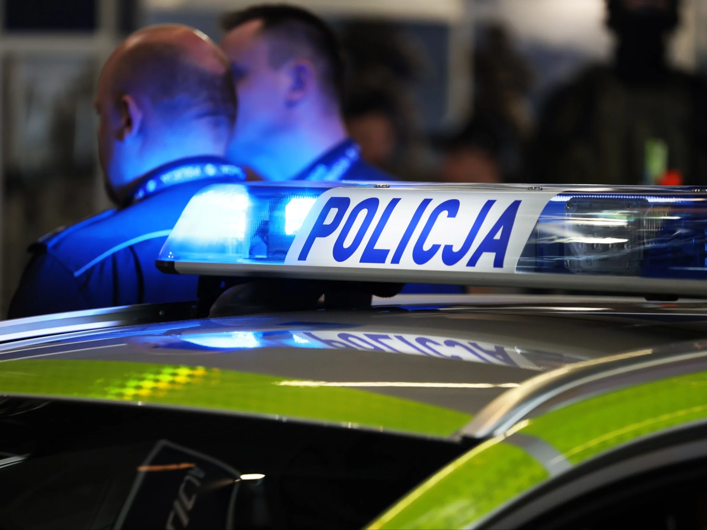 Tragedia rodziny w Poznaniu: Brutalne morderstwo matki na oczach dziecka ukazuje rozkład wartości moralnych