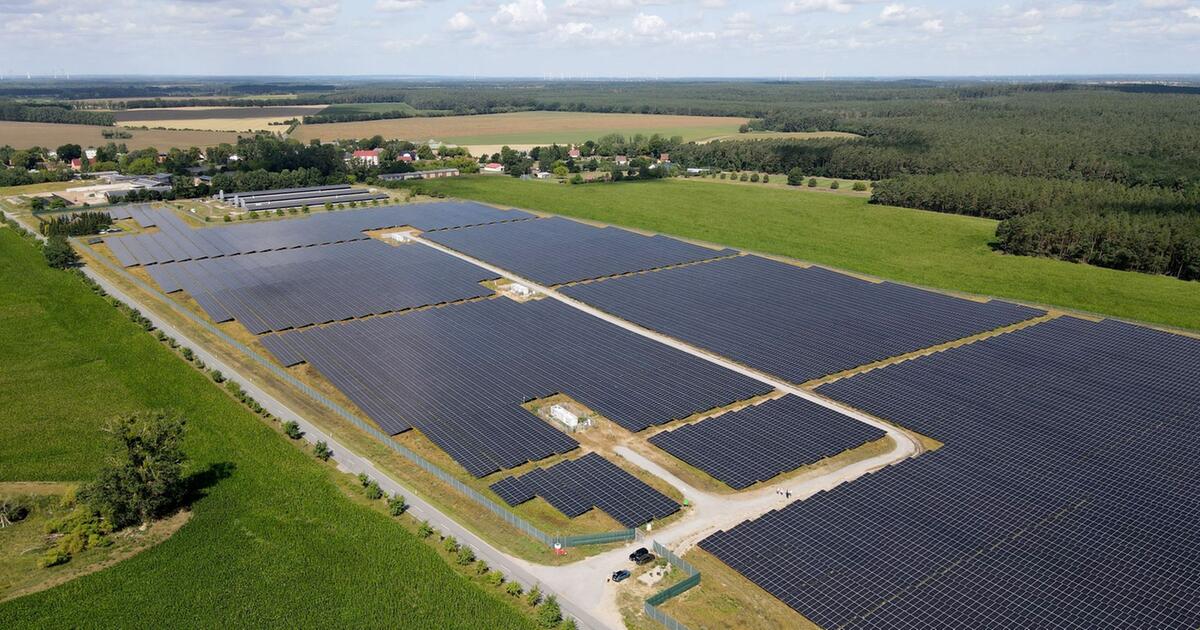 Grüne Energie-Revolution: Iberdrolas Mega-Solarpark versorgt digitale Infrastruktur