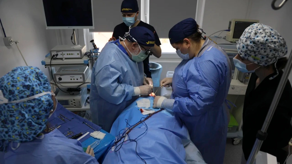 Crisis en la CCSS: Deuda millonaria amenaza servicios de traumatología y revela fallas sistémicas