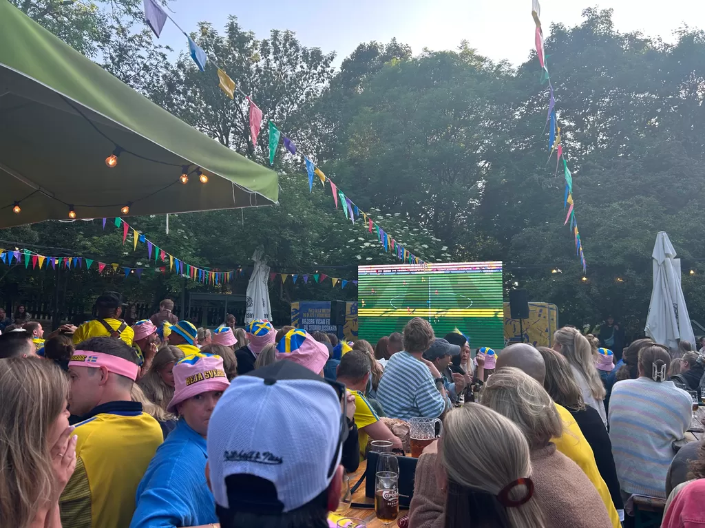 Fotbolls-EM: Stockholms utökade visningsplatser inför Sveriges kvartsfinal