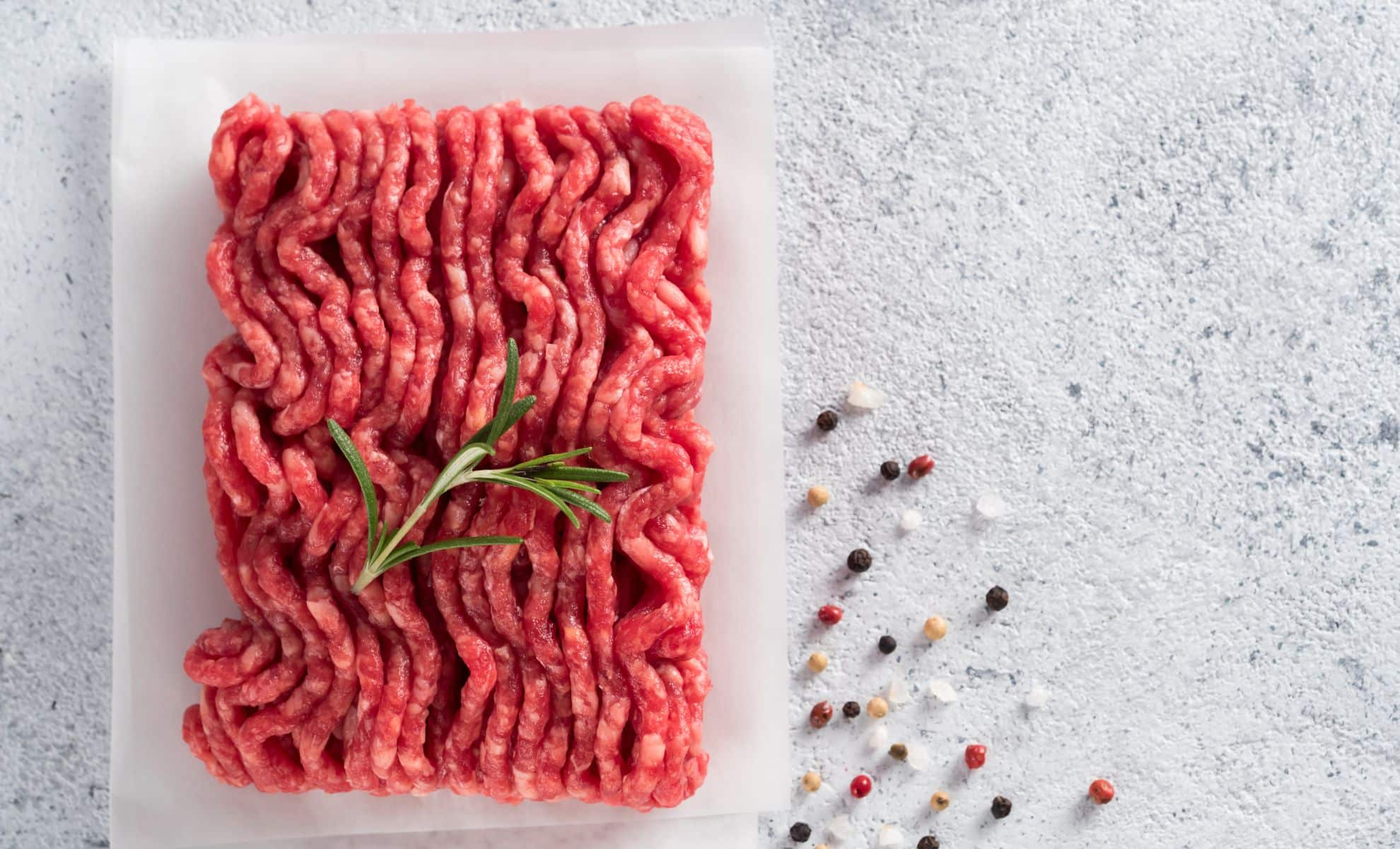 Alerte Sanitaire: Une Vigilance Nationale Renforcée Suite à la Détection d'E.coli dans des Produits Carnés