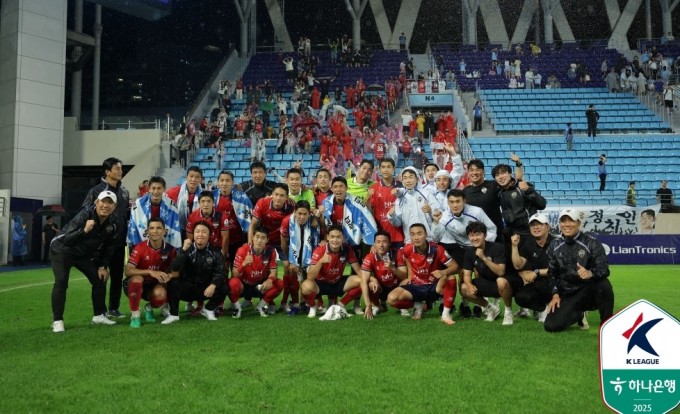 김천상무, 대구FC 상대로 극적인 역전승... K리그1 2위 도약