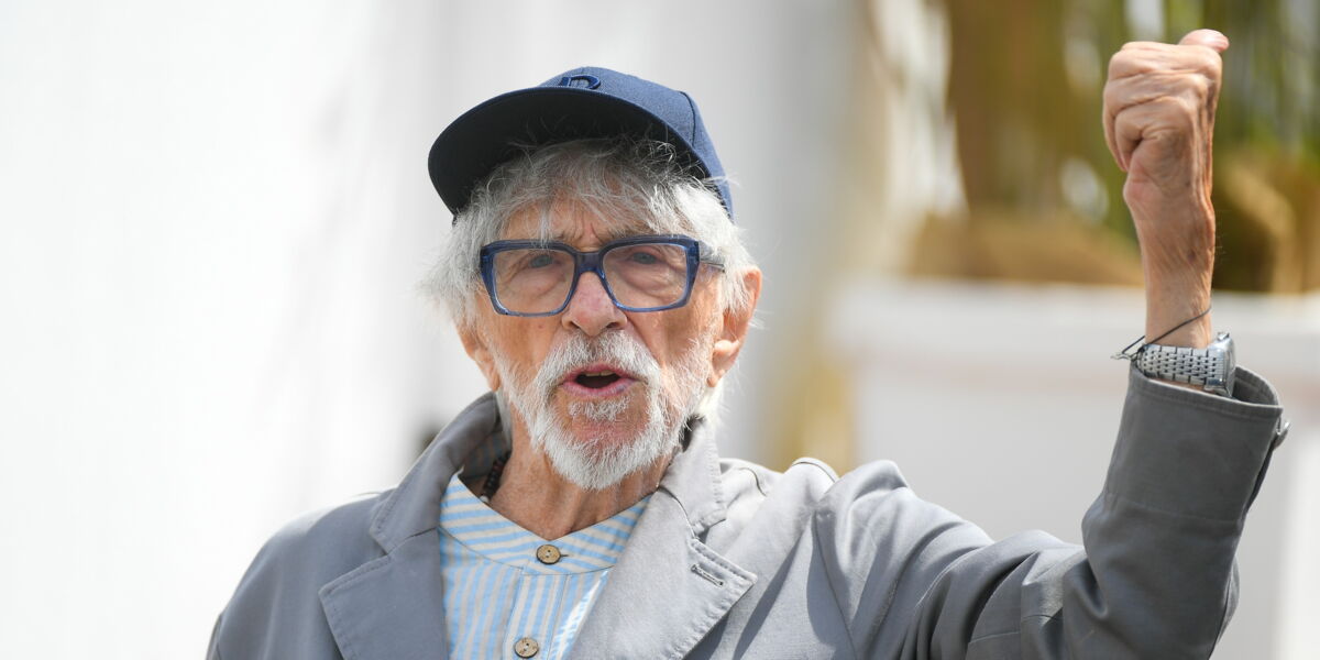 Confusion à Paris : Pierre Richard dément toute implication dans la polémique du Carrefour City
