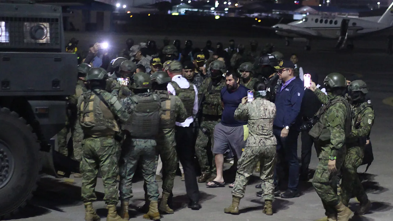 Extradição de Fito expõe falhas do sistema prisional e política de guerra às drogas no Equador