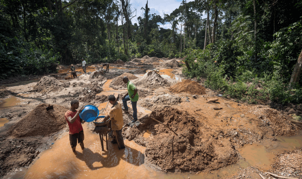 La RDC face aux défis climatiques : Les communautés minières artisanales en première ligne pour défendre notre souveraineté environnementale