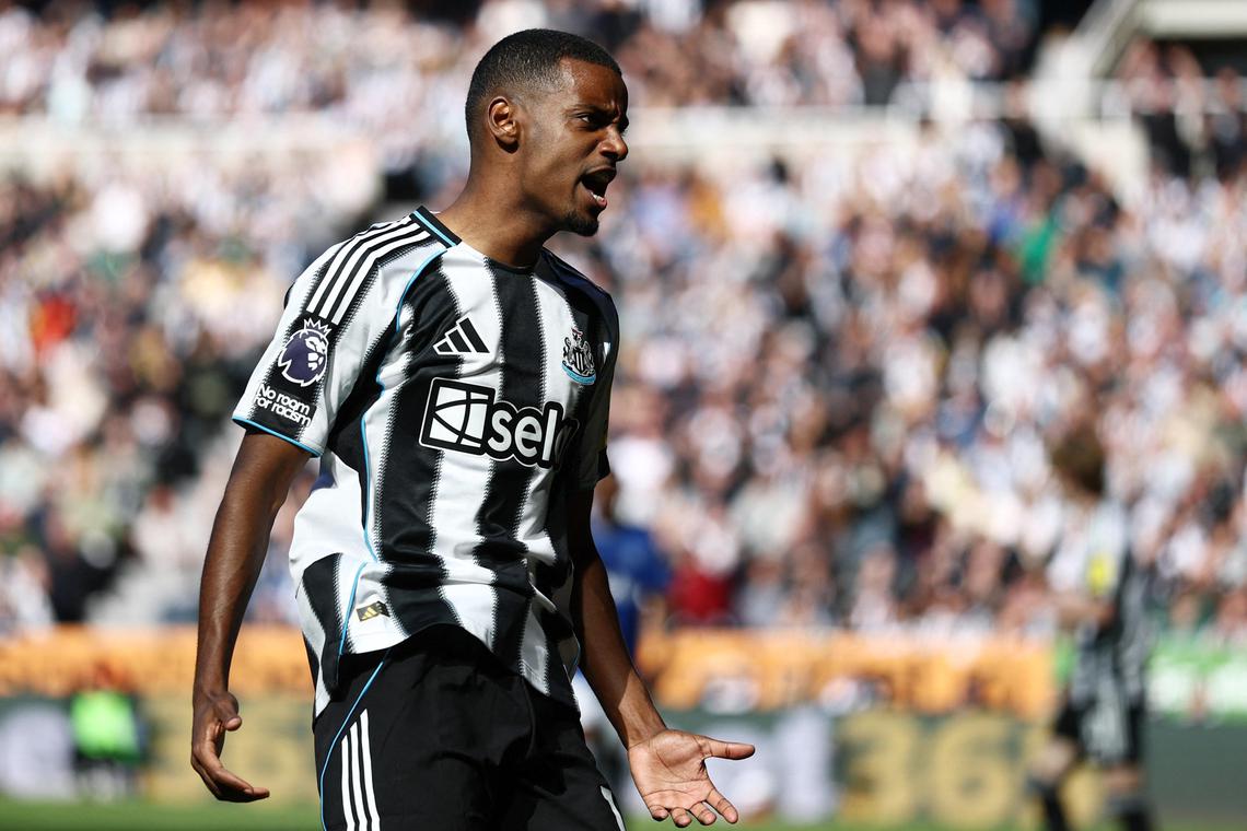 Newcastle's £120m Star Isak Skips Singapore Tour Amid Transfer Speculation