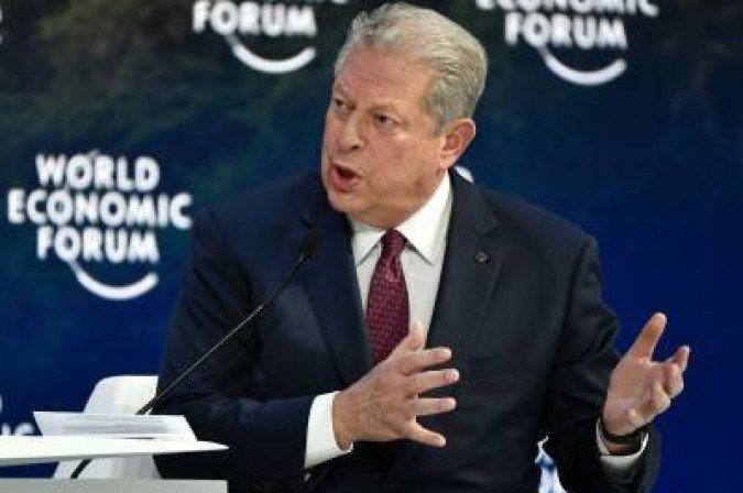 XP promove megaevento com Al Gore e Schwarzenegger: Entre o greenwashing corporativo e as reais urgências climáticas