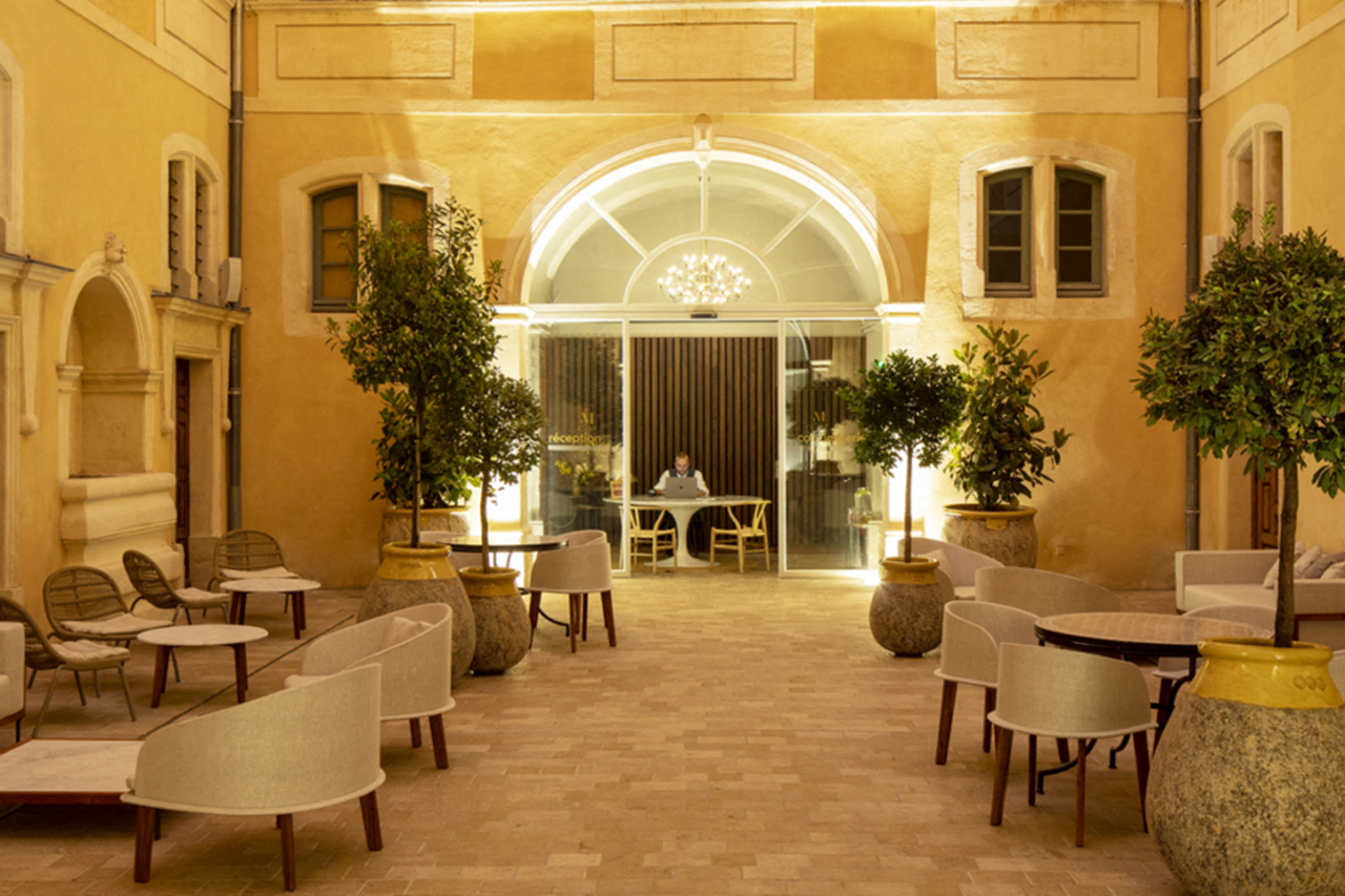 Un troisième hôtel 5 étoiles pour Nîmes : le luxe s'affirme dans la capitale gardoise