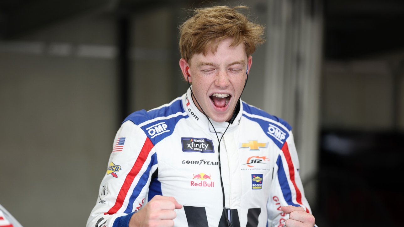 Image d'illustration pour: Nascar : Connor Zilisch signe une 3e victoire de suite | RDS