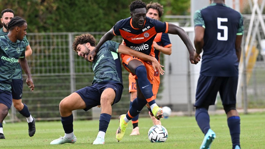 Image d'illustration pour: MHSC - Bastia : du mieux mais encore du travail pour les Montpelliérains à quinze jours de la reprise