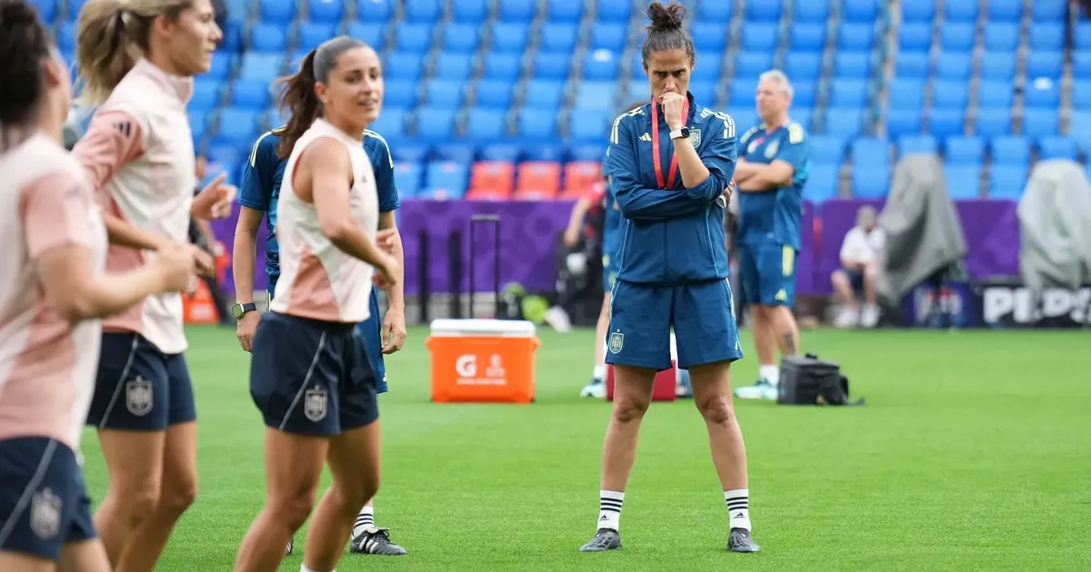 Image d'illustration pour: Finale in Basel: Spaniens Trainerin Tomé spielt auch um neuen Vertrag - Frauenfußball - Rhein-Zeitung