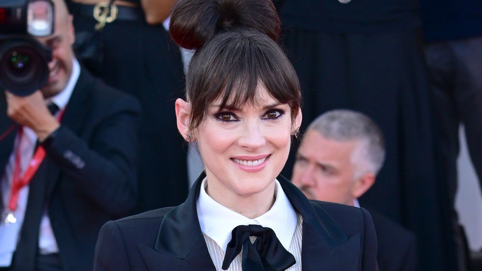 Image d'illustration pour: Le jour où Winona Ryder a déclaré sa flamme à cet acteur beaucoup plus vieux qu'elle et s'est pris un vent légendaire - Grazia