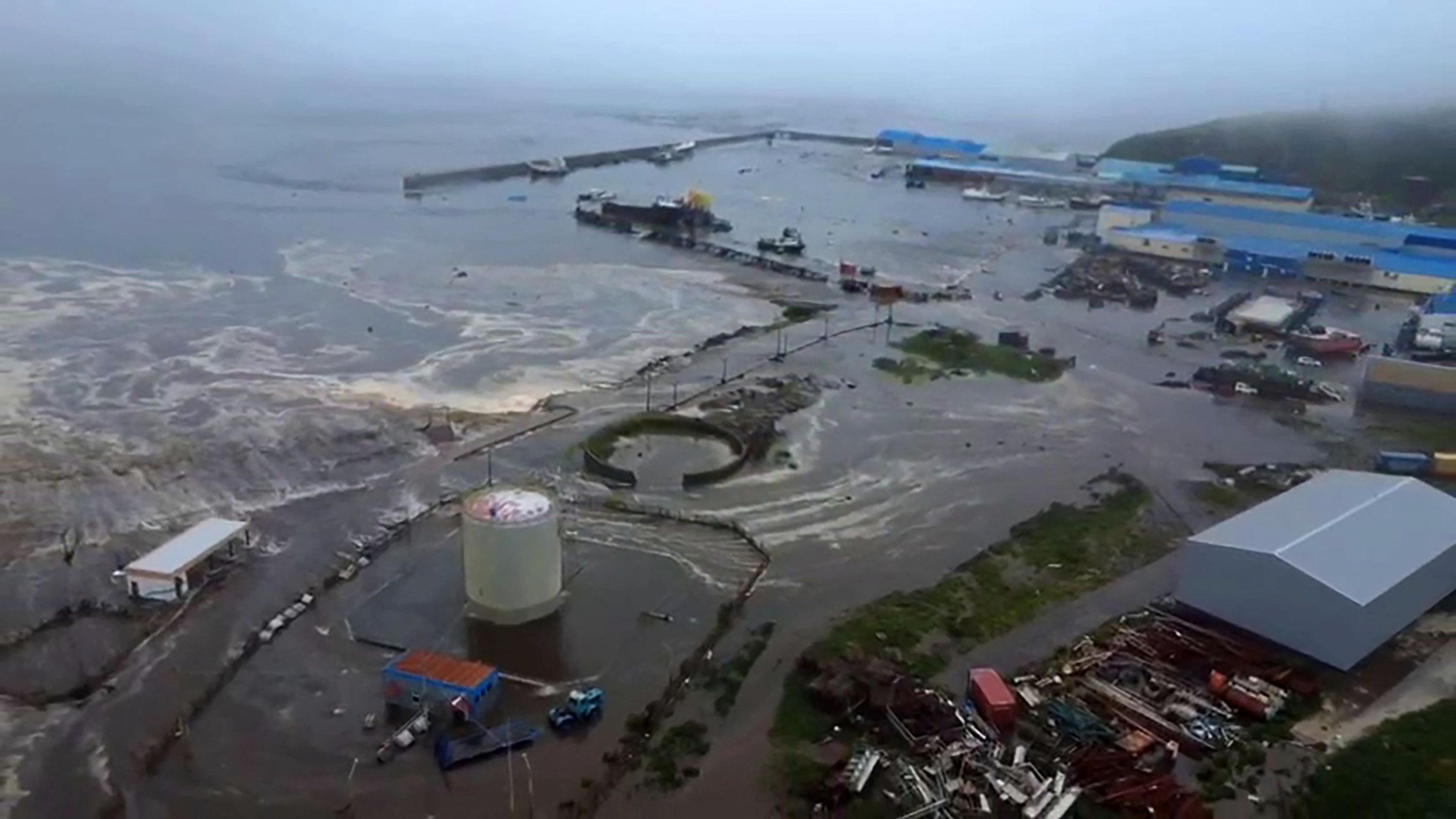 Image d'illustration pour: Alertes au tsunami dans tout le Pacifique après un gigantesque séisme au large de la Russie