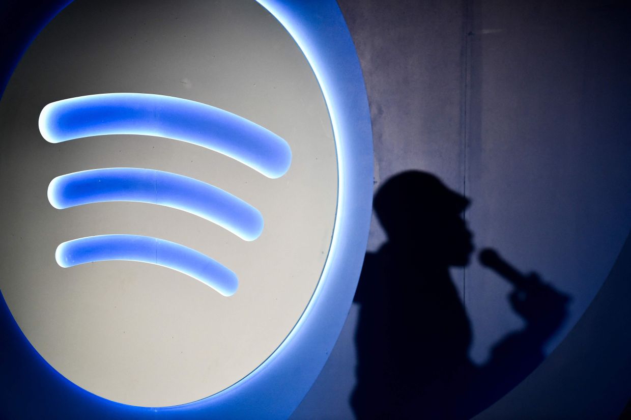 Image d'illustration pour: Spotify sees 12% rise in paid subscribers