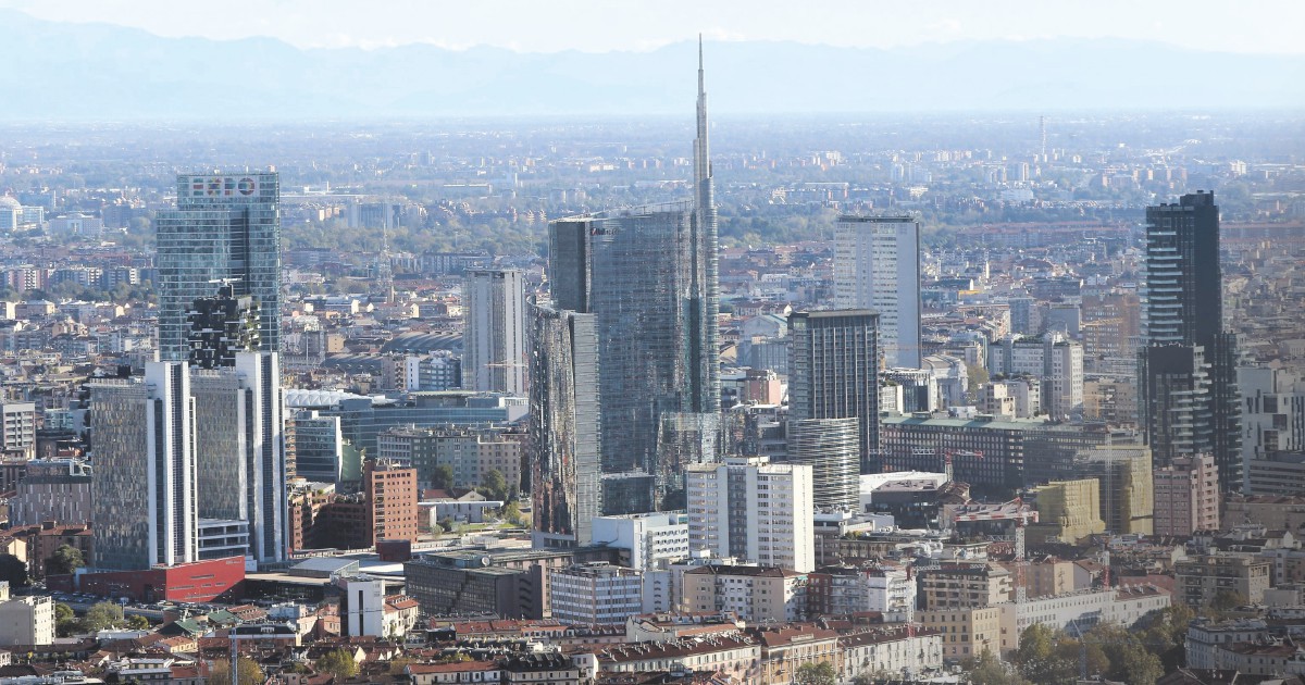 Image d'illustration pour: Milano, la piccola Doha. Che c'entra il quartiere Isola con la città che conoscevo io negli anni 80?