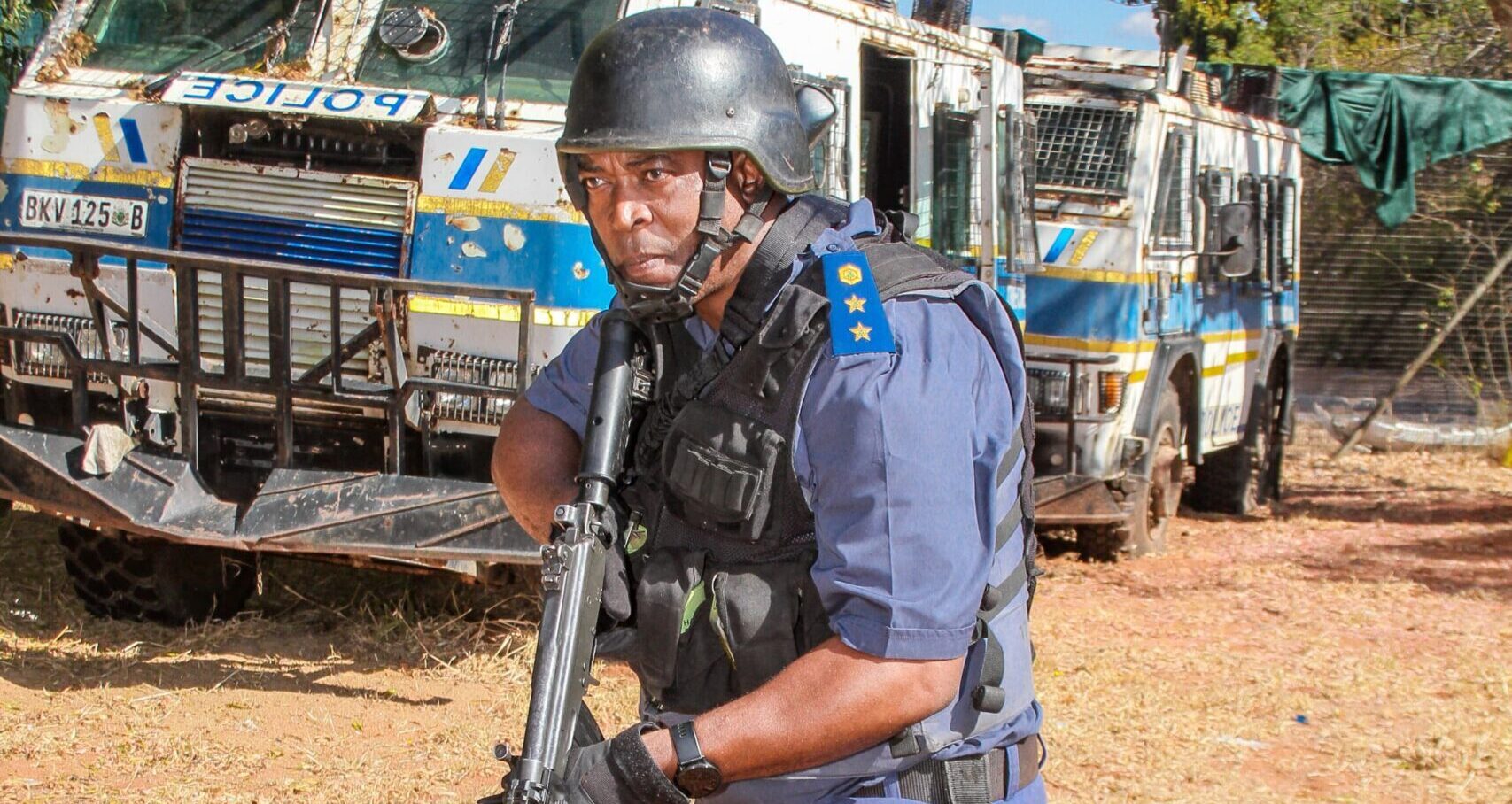 Image d'illustration pour: From child farm labourer to police boss: Freddy Modungwana's extraordinary feat