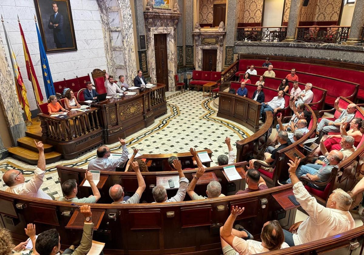 Image d'illustration pour: Paterna recurre el pago de 1,3 millones a la Emtre por el tratamiento de la basura | Las Provincias