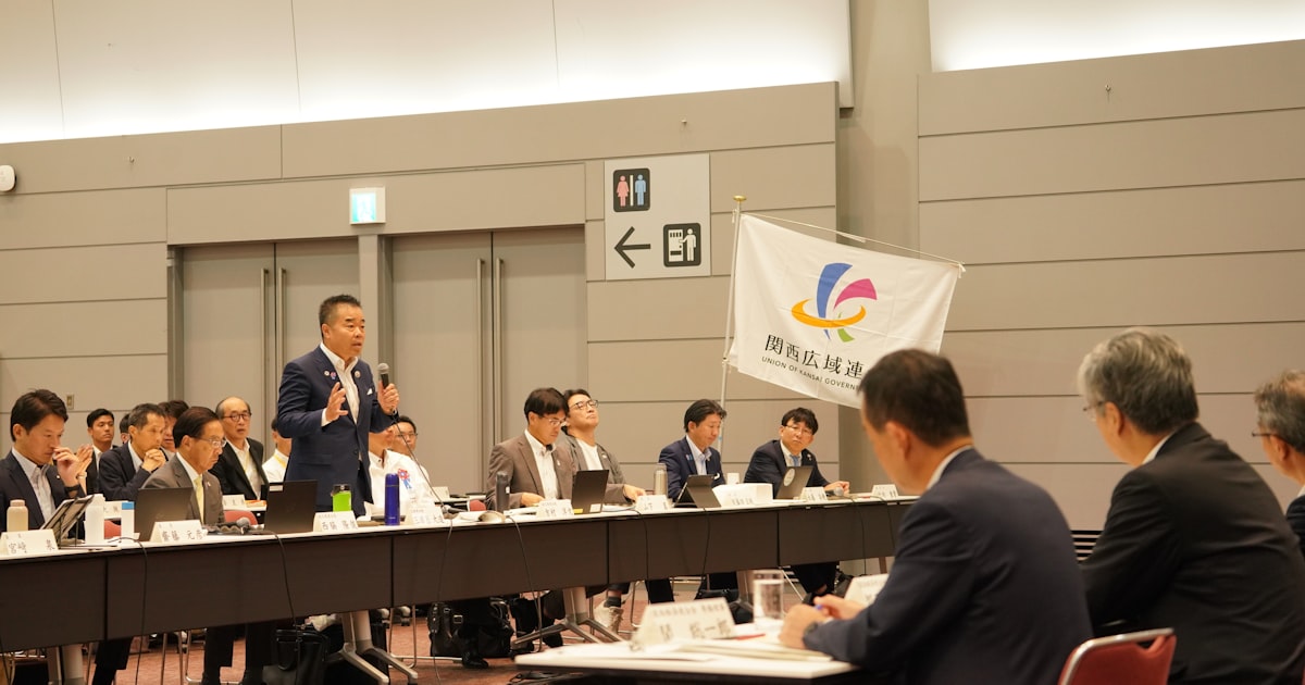 Image d'illustration pour: 北陸新幹線ルート論争再燃、関西広域連合長「議論の体制づくりを」