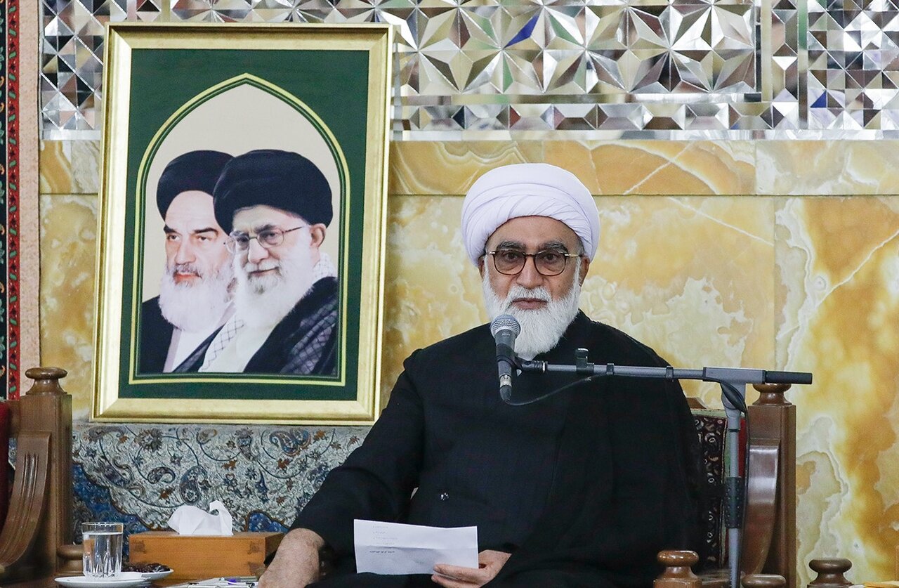 Image d'illustration pour: حضور علمی در جوار امام رضا (ع) فرصتی برای تعالی معرفتی و تربیتی است