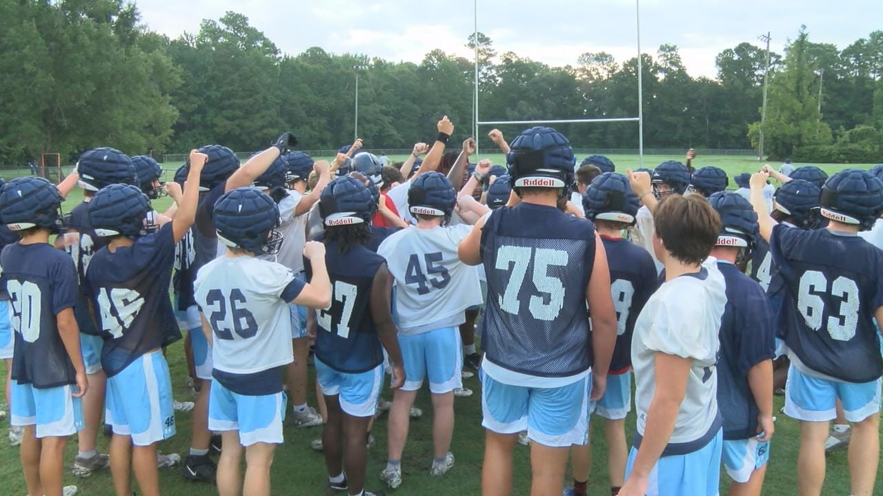 Image d'illustration pour: Pigskin Preview: Hoggard set on winning another conference title - WWAYTV3