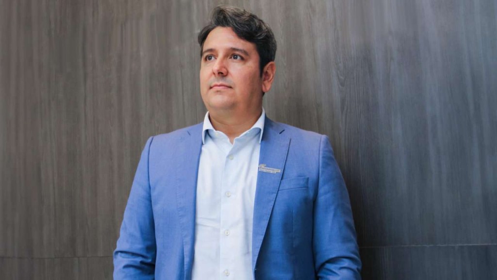 Image d'illustration pour: Prefeitura publica nomeação de Igor da Cunha como secretário de Educação