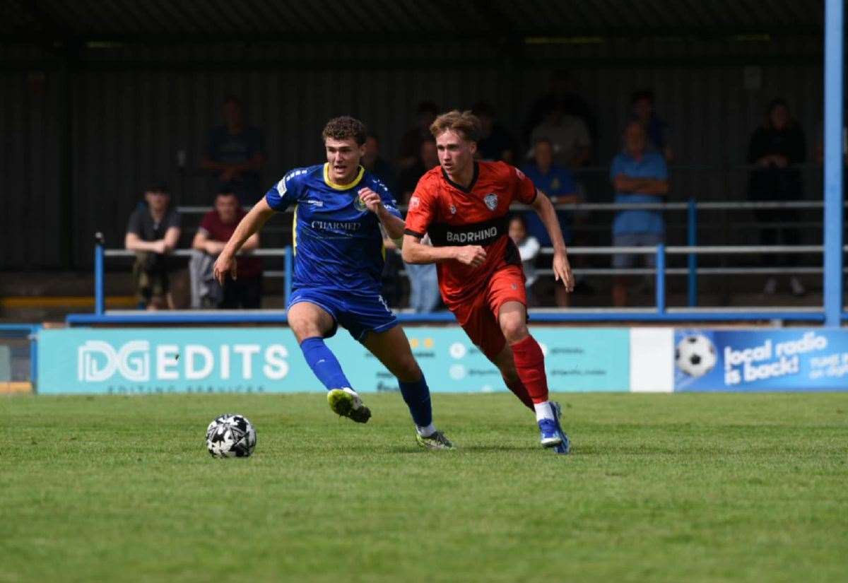 Image d'illustration pour: Linnets beaten by Tulips in final friendly