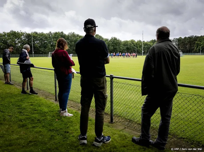 Image d'illustration pour: Supporters Vitesse waarschuwen voor gevolgen als club verdwijnt