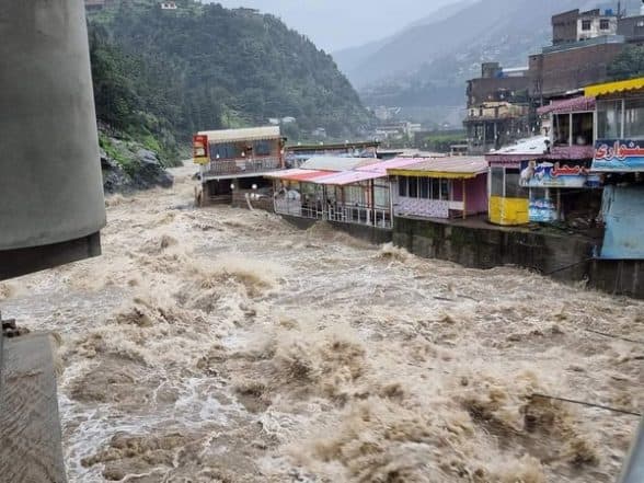 Image d'illustration pour: World News | Pakistan:  Toll from Monsoon-related Deaths Rises to 299, Including 140 Children | LatestLY