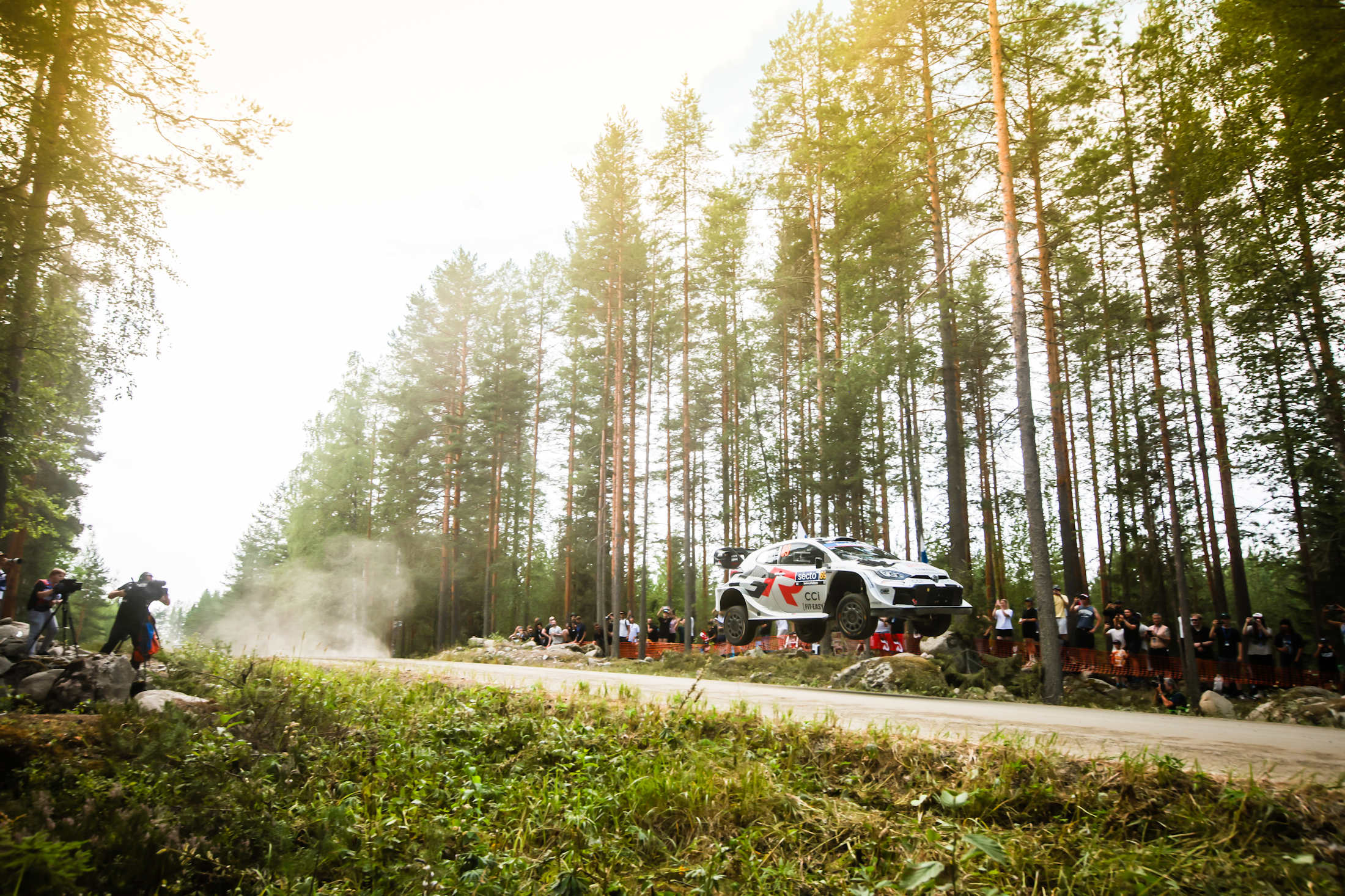 Image d'illustration pour: Kalle Rovanperä hits the jackpot