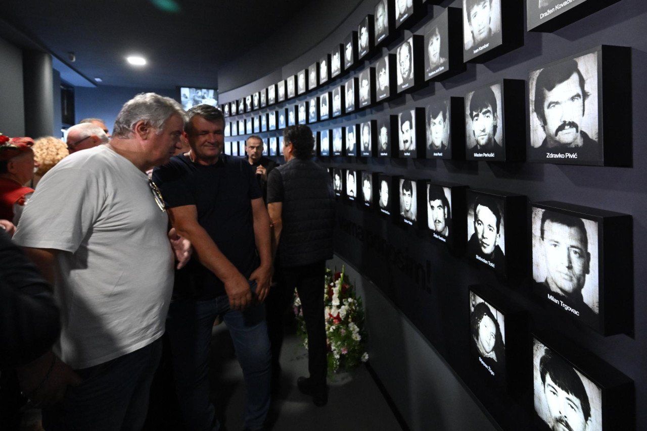 Image d'illustration pour: U Sinju otvoren Spomen-prostor za 116 sinjskih i cetinskih heroja: stigao je i Plenković, donosimo veliku fotogaleriju