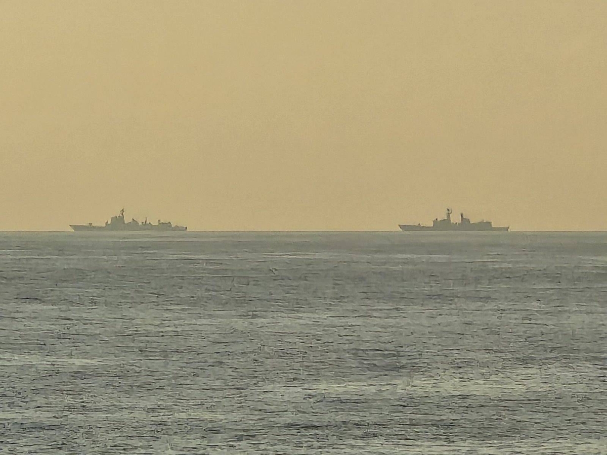 Image d'illustration pour: 2 Chinese warships spotted during PH-India joint patrol