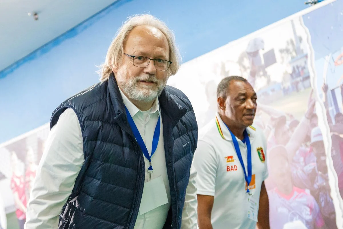 Image d'illustration pour: Mali : Tom Saintfiet vise 2 joueurs de Ligue Europa