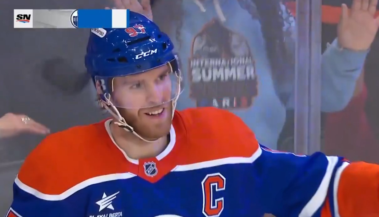 Image d'illustration pour: Connor McDavid et Kirill Kaprizov vont réinitialiser l'échelle salariale de la LNH d'ici un an