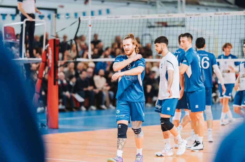 Image d'illustration pour: Al Tuscania Volley arriva lo schiacciatore Leonardo Fantauzzo - lacronaca24.it