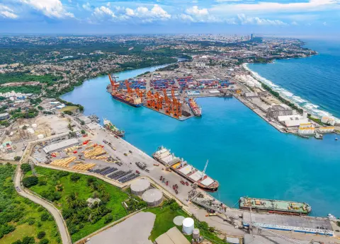 Image d'illustration pour: República Dominicana liderará crecimiento económico en América Latina y el Caribe para 2025
