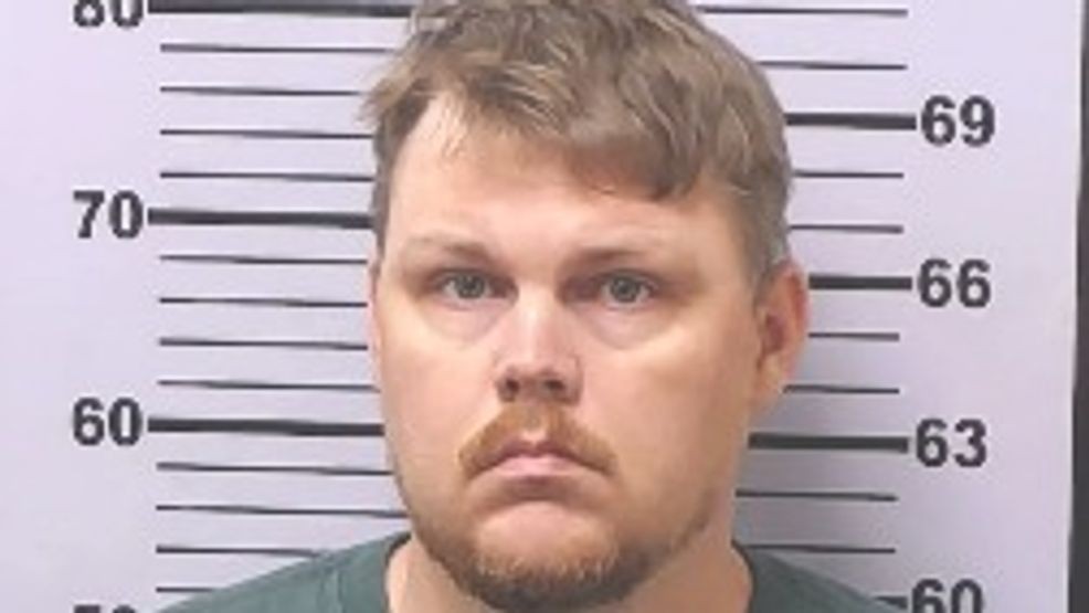 Image d'illustration pour: Cyber tip leads to arrest in Semmes for child pornography possession and dissemination